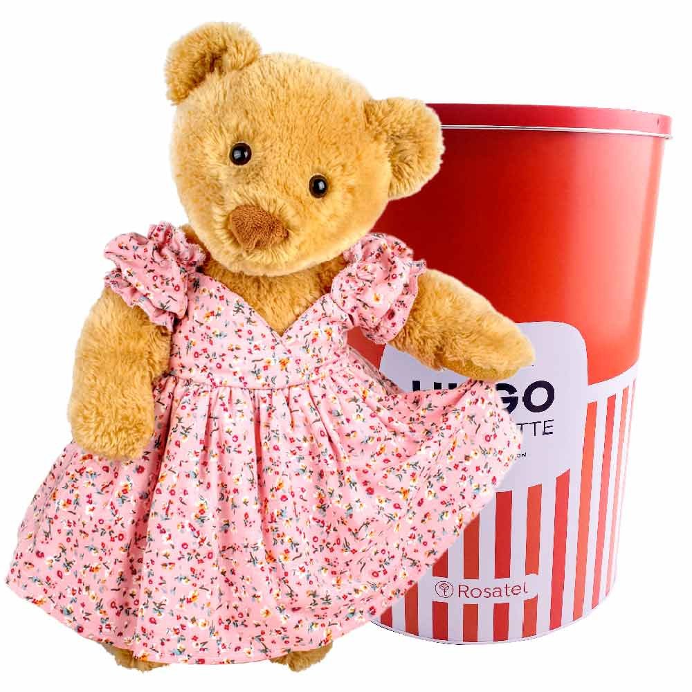 Huguette con Vestido Rosas