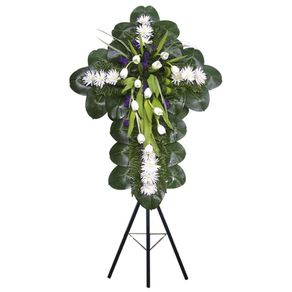 cruz-pequena-con-12-tulipanes-blancos-y-flores-en-tripode