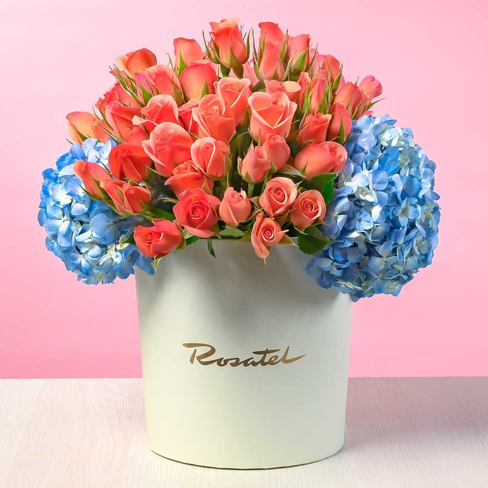 Sombrerera Crema Grande con Rosas Mini Rosas y Flores