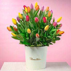 sombrerera-crema-grande-con-40-tulipanes