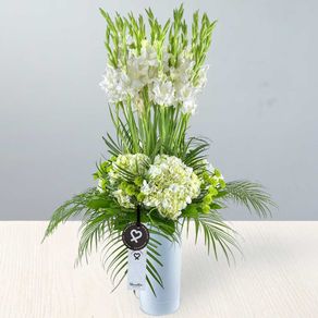 arreglo-memories-con-gladiolos-y-hortensias