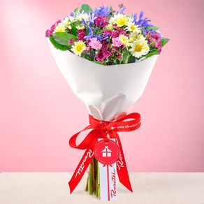 ramo-primavera-con-margaritas