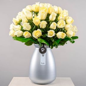 arreglo-silver-rosas-cremas