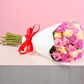 ramo-dulce-elegancia-con-25-rosas