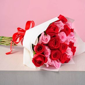 ramo-con-25-rosas-rojas-y-rosadas