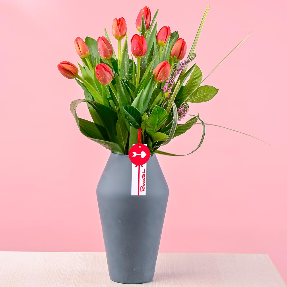 Arreglo Esencia de Tulipanes Rojos