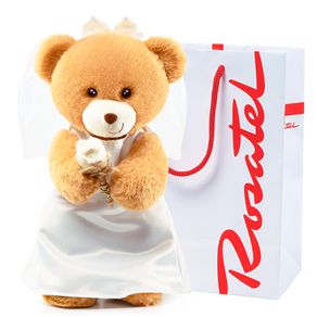 huguette-novia-feliz-en-bolsa