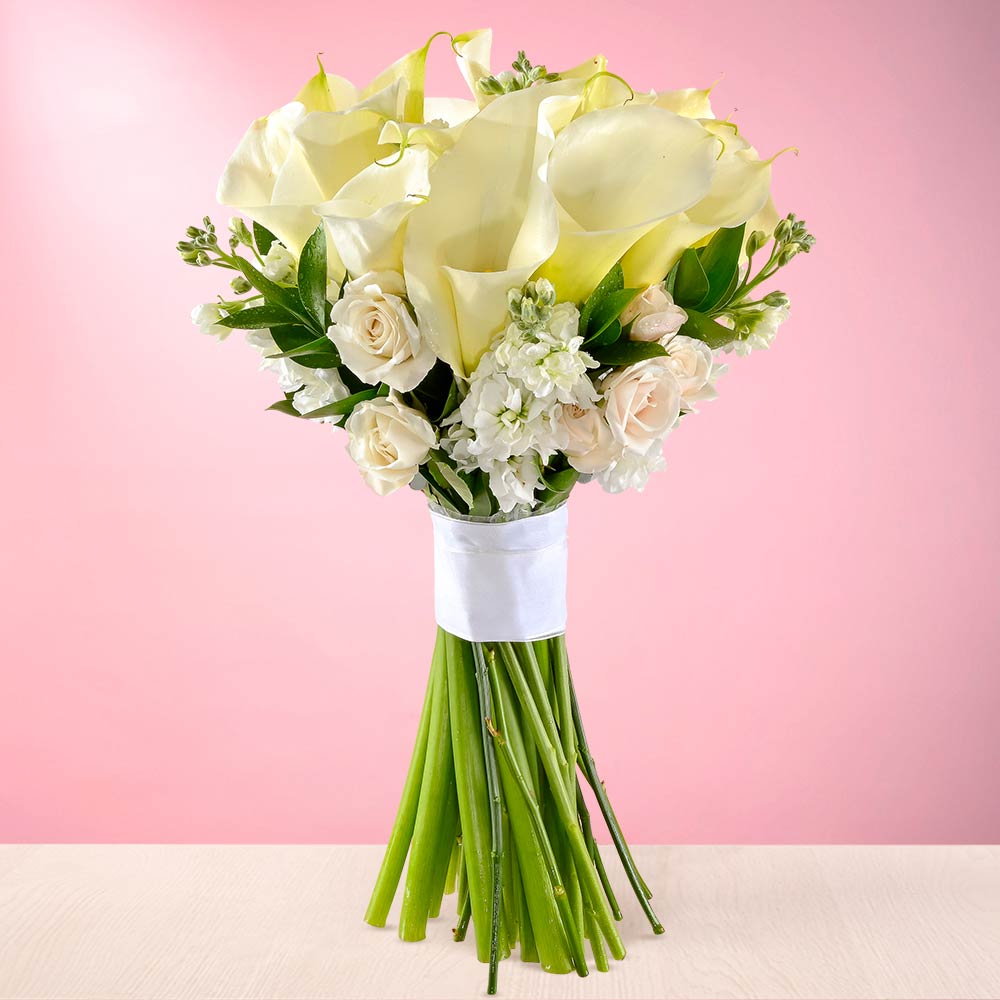 Bouquet de Novia con Calas y Mini Rosas