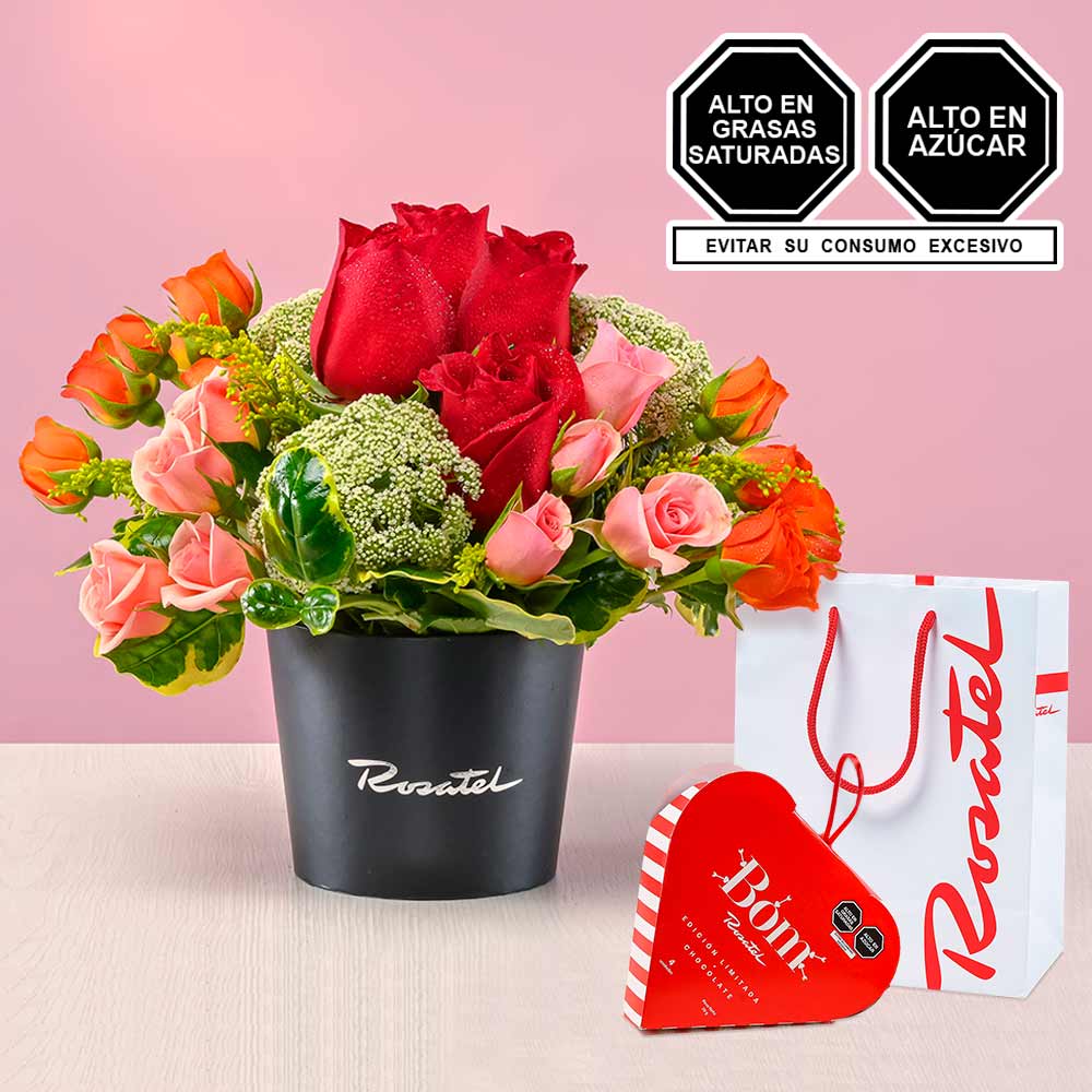 Arreglo de Flores y Mini Corazón Bom Chocolates