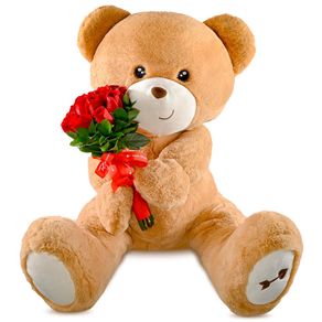 hugo-gigante-y-ramo-con-12-rosas-rosatel