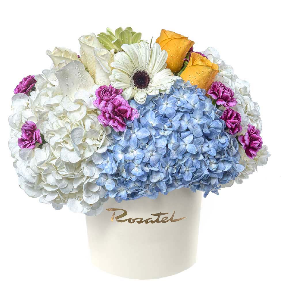 Sombrerera Crema Mediana con 6 Rosas y Flores