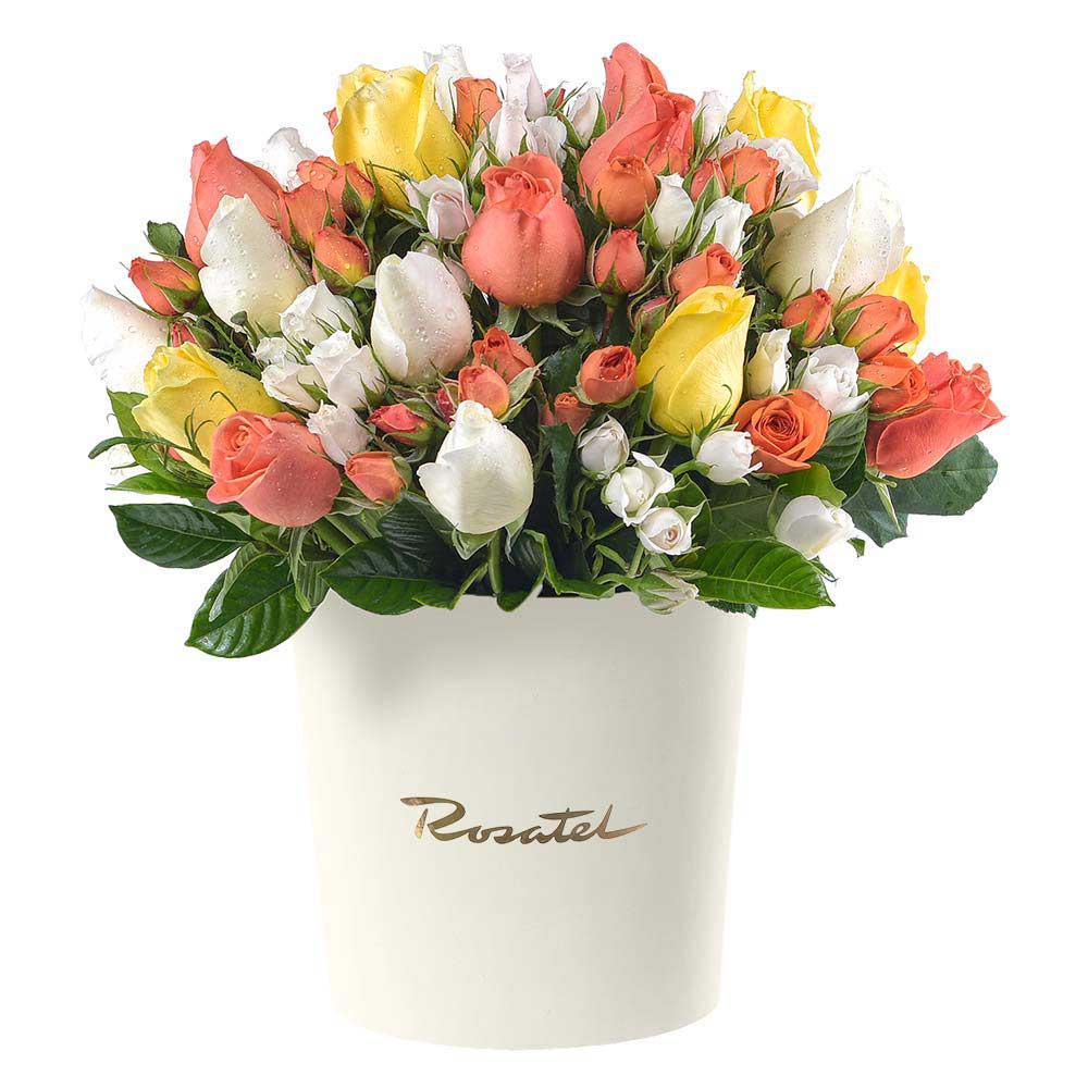 Sombrerera Crema Grande con 20 Rosas y Mini Rosas