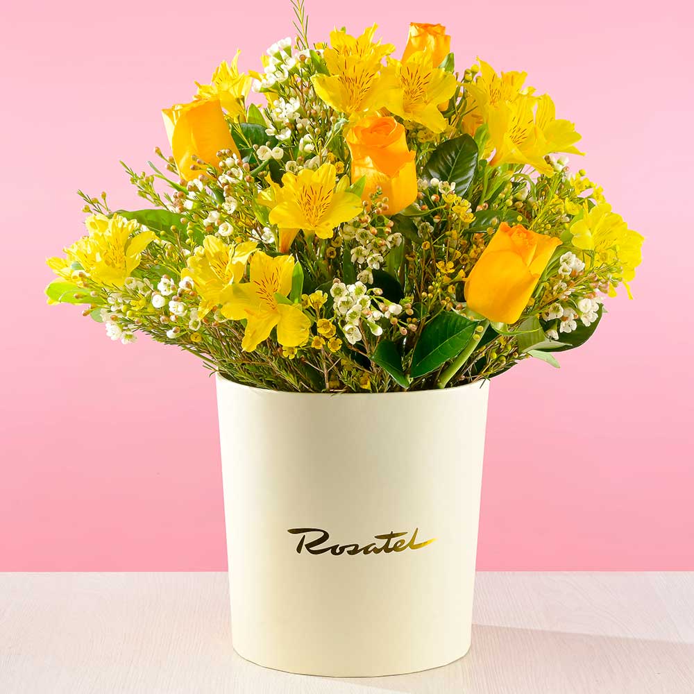 Arreglo de  Rosas y Astromelias Amarillas