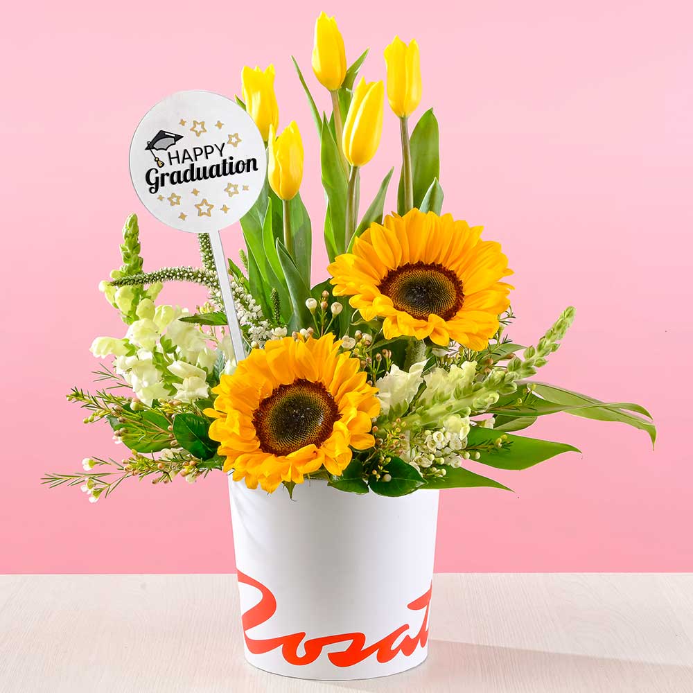 Arreglo Graduación de Tulipanes y Girasoles