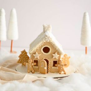 casa-de-jengibre-navidena-rosatel