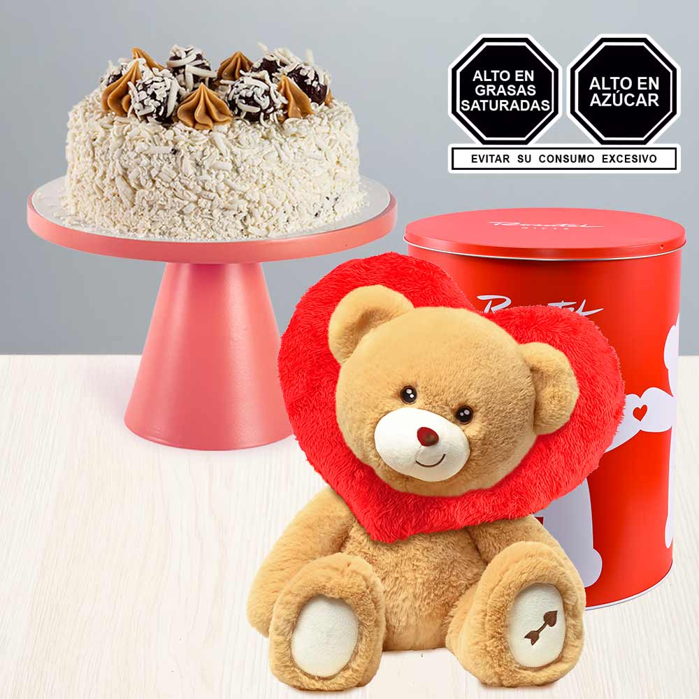 Hugo Corazón y Torta Red Velvet