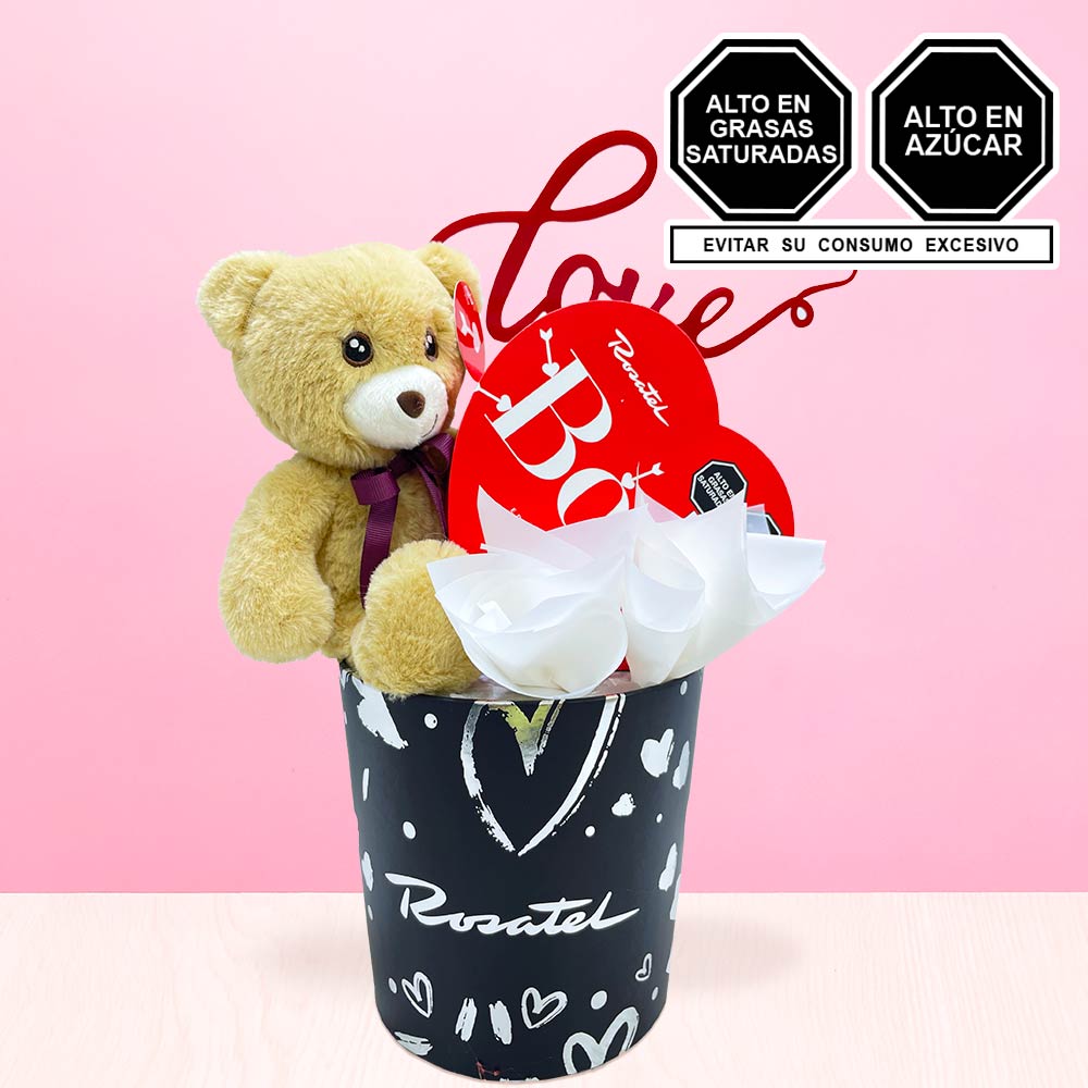 Arreglo Love con Peluche Hugo y Chocolates