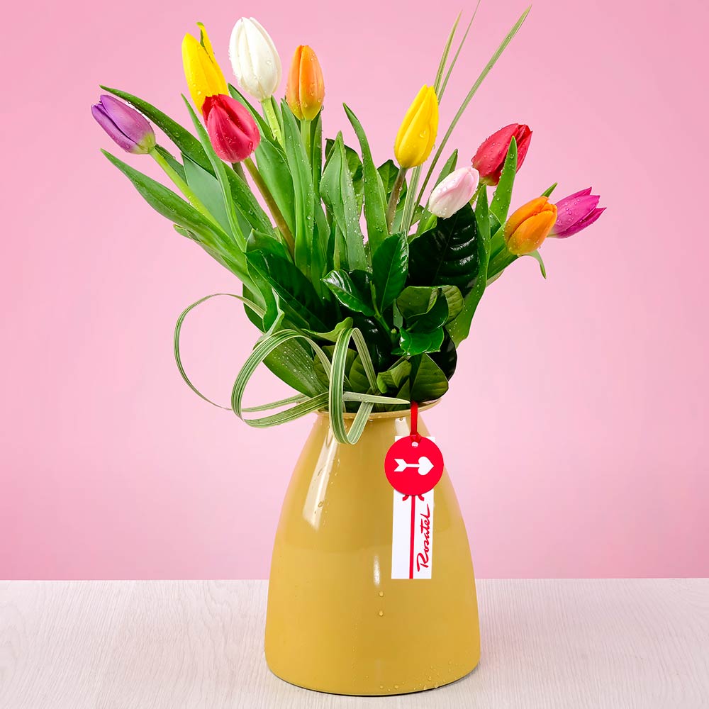 Florero Elegante con Tulipanes de Colores