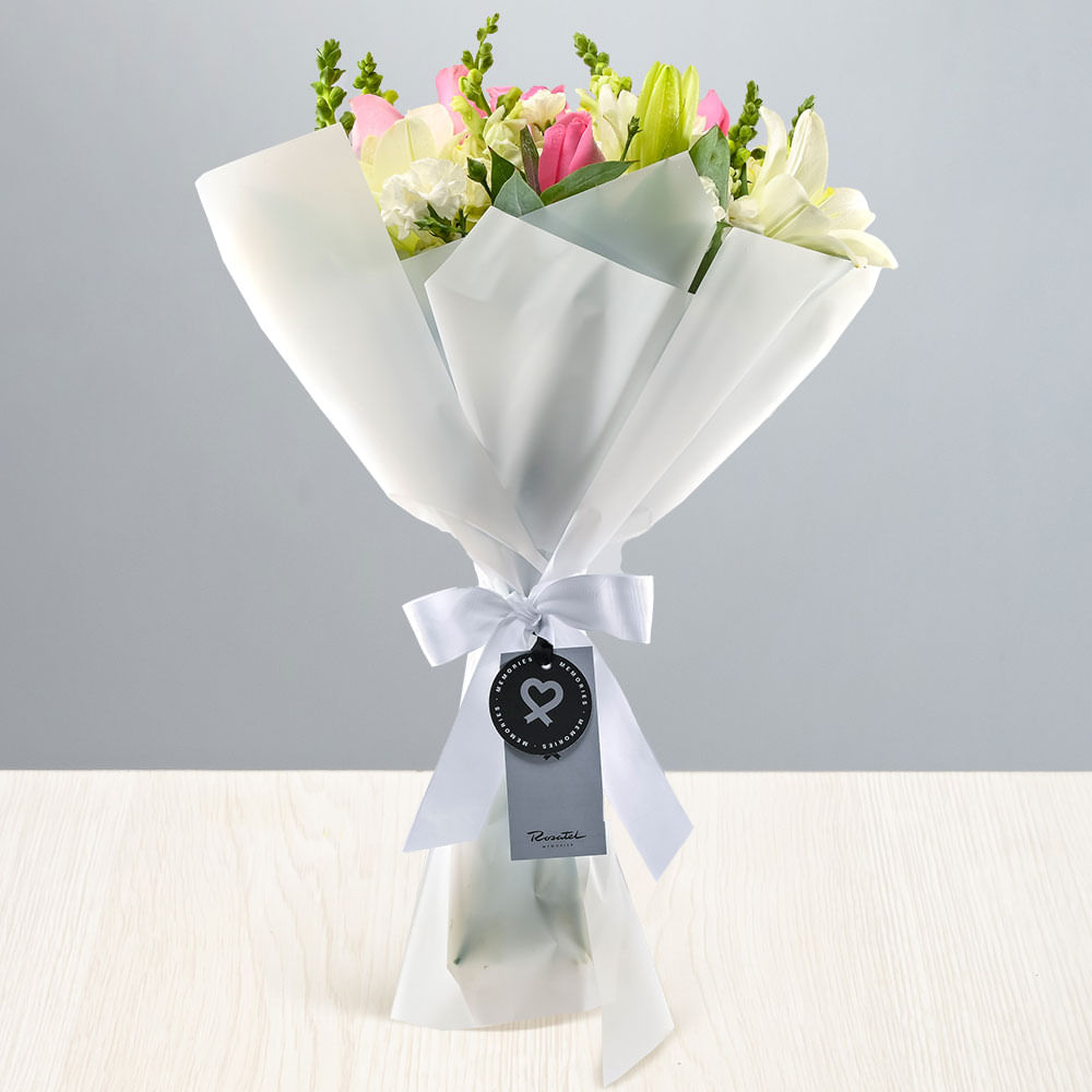 Ramo Fúnebre con Rosas Rosadas y Liliums